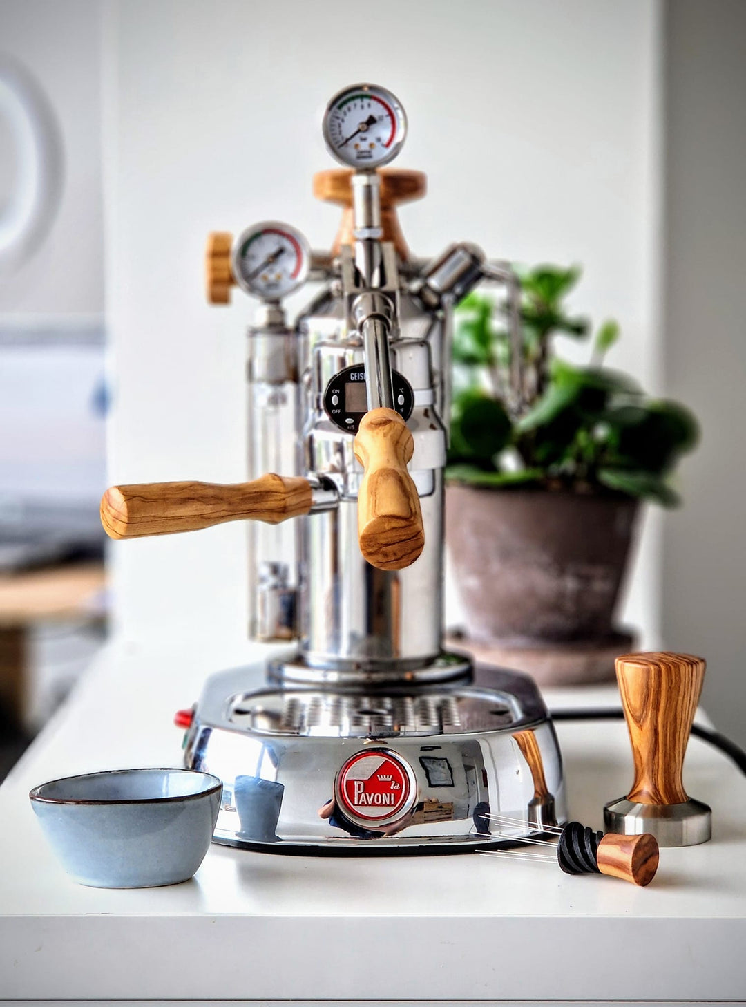 La Pavoni olivewood set